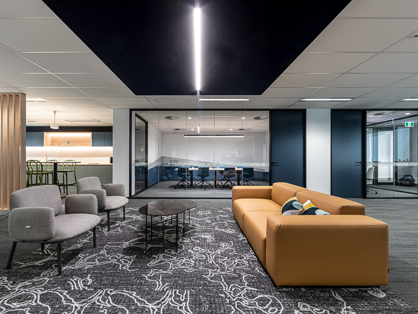SHOW SUITE 220 ST GEORGES TERRACE | Hub Interiors
